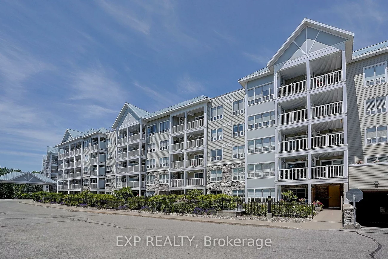 900, Bogart Mill, Gorham-College Manor, Newmarket