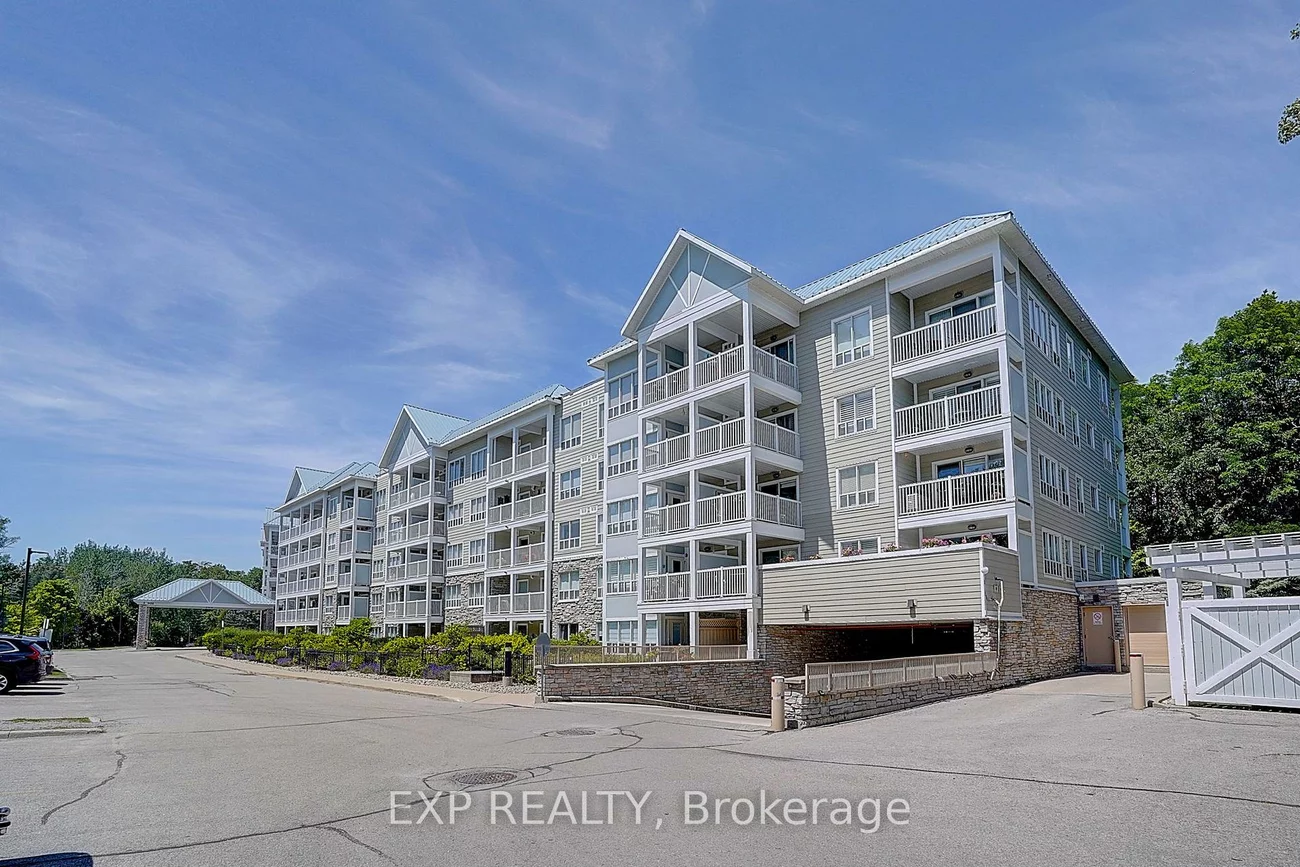 900, Bogart Mill, Gorham-College Manor, Newmarket