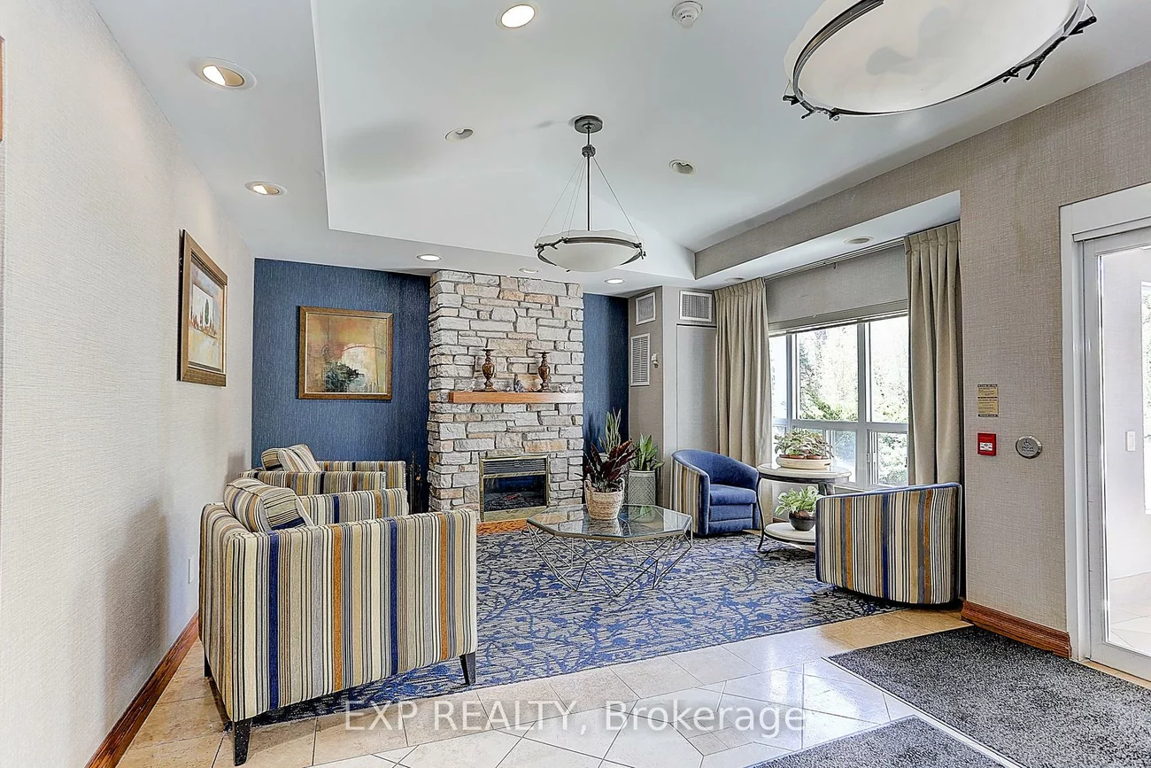 900, Bogart Mill, Gorham-College Manor, Newmarket