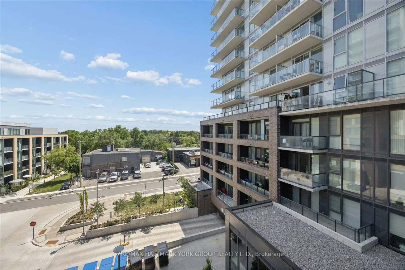 185, Deerfield, Central Newmarket, Newmarket