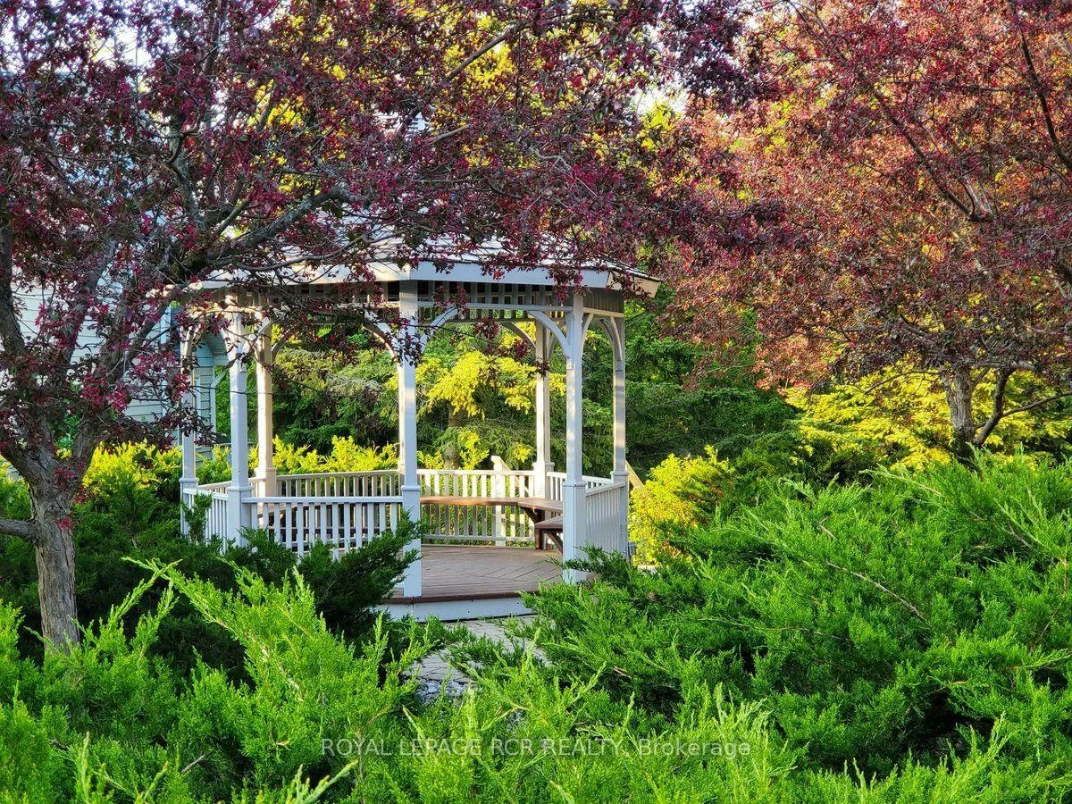1065, On Bogart, Gorham-College Manor, Newmarket
