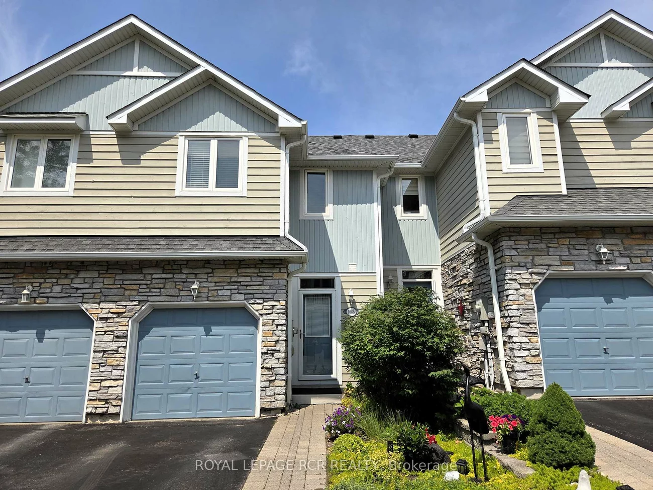 1065, On Bogart, Gorham-College Manor, Newmarket