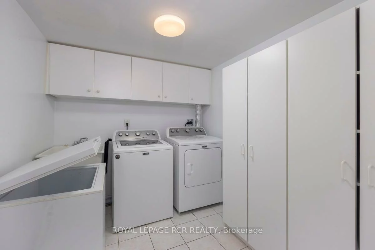1065, On Bogart, Gorham-College Manor, Newmarket