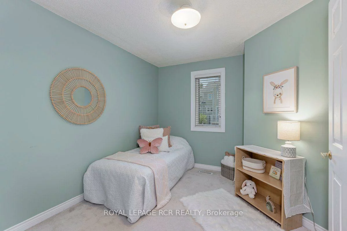 1065, On Bogart, Gorham-College Manor, Newmarket