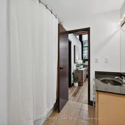 543, Timothy, Central Newmarket, Newmarket