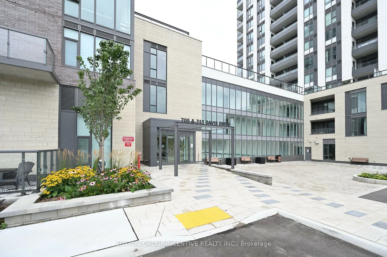 705, Davis, Huron Heights-Leslie Valley, Newmarket