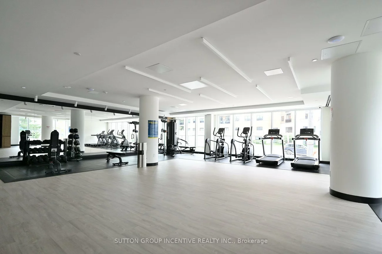 705, Davis, Huron Heights-Leslie Valley, Newmarket