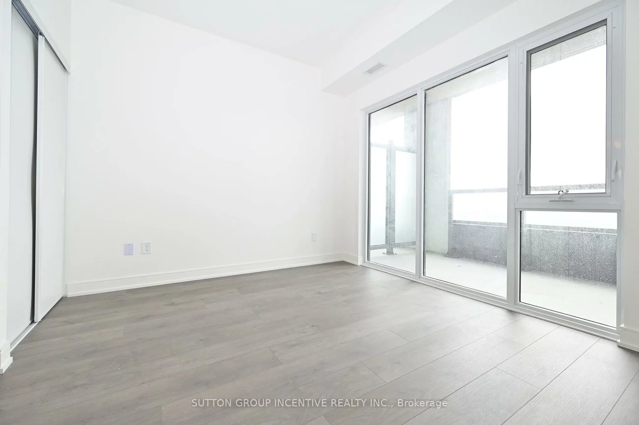 705, Davis, Huron Heights-Leslie Valley, Newmarket