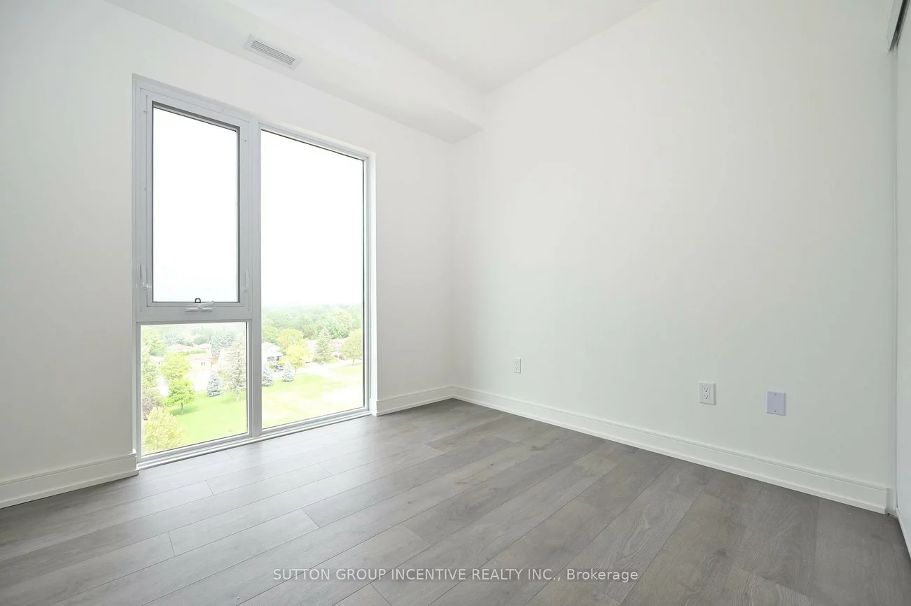 705, Davis, Huron Heights-Leslie Valley, Newmarket