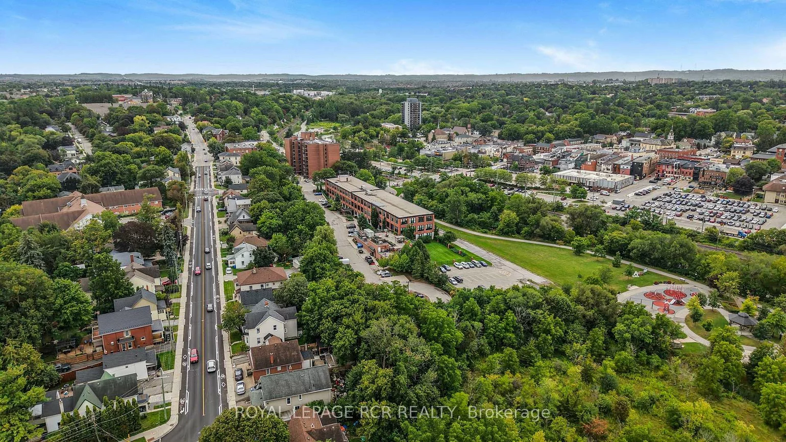 543, Timothy, Central Newmarket, Newmarket