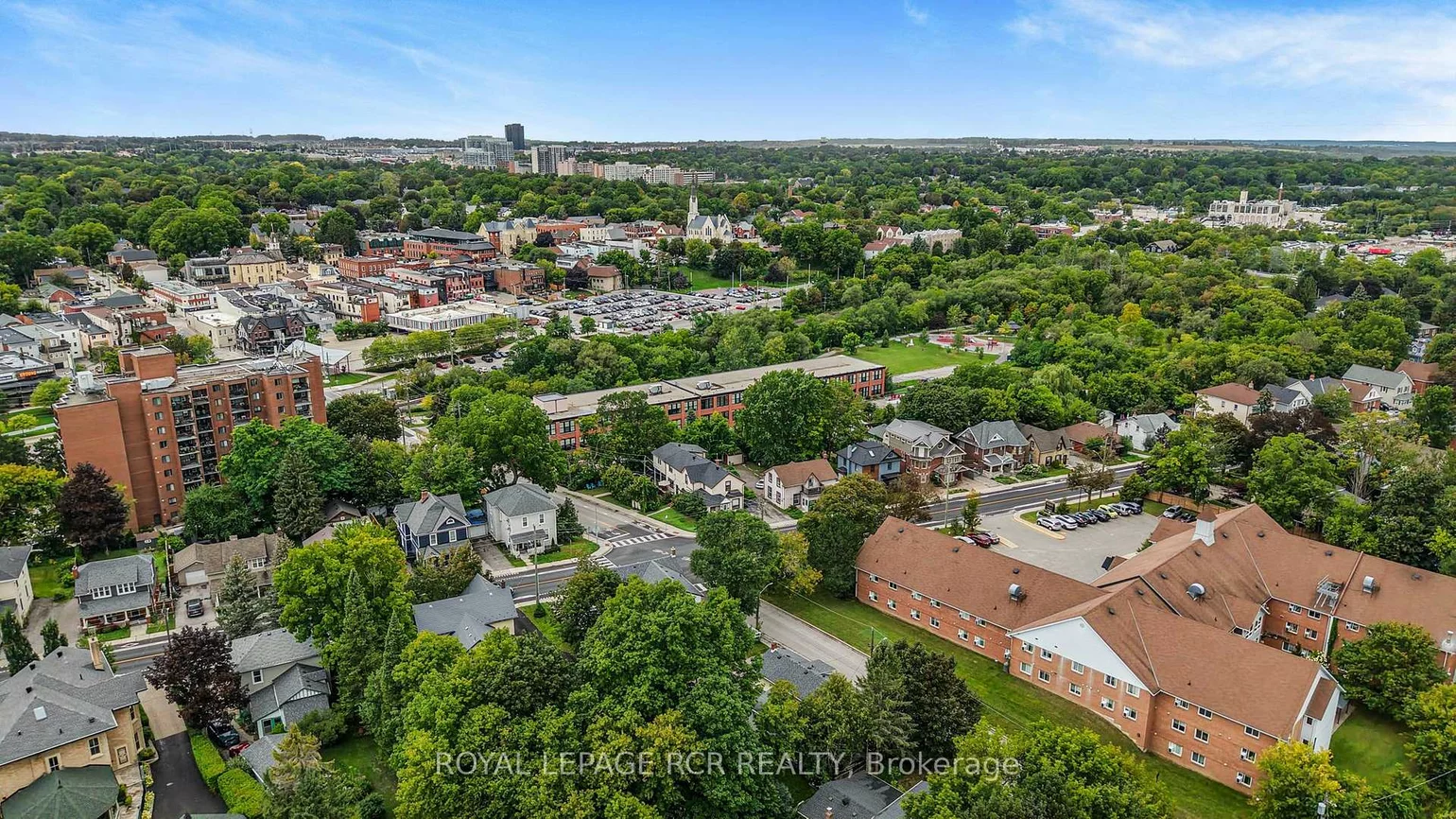 543, Timothy, Central Newmarket, Newmarket