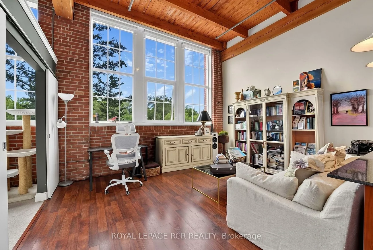 543, Timothy, Central Newmarket, Newmarket