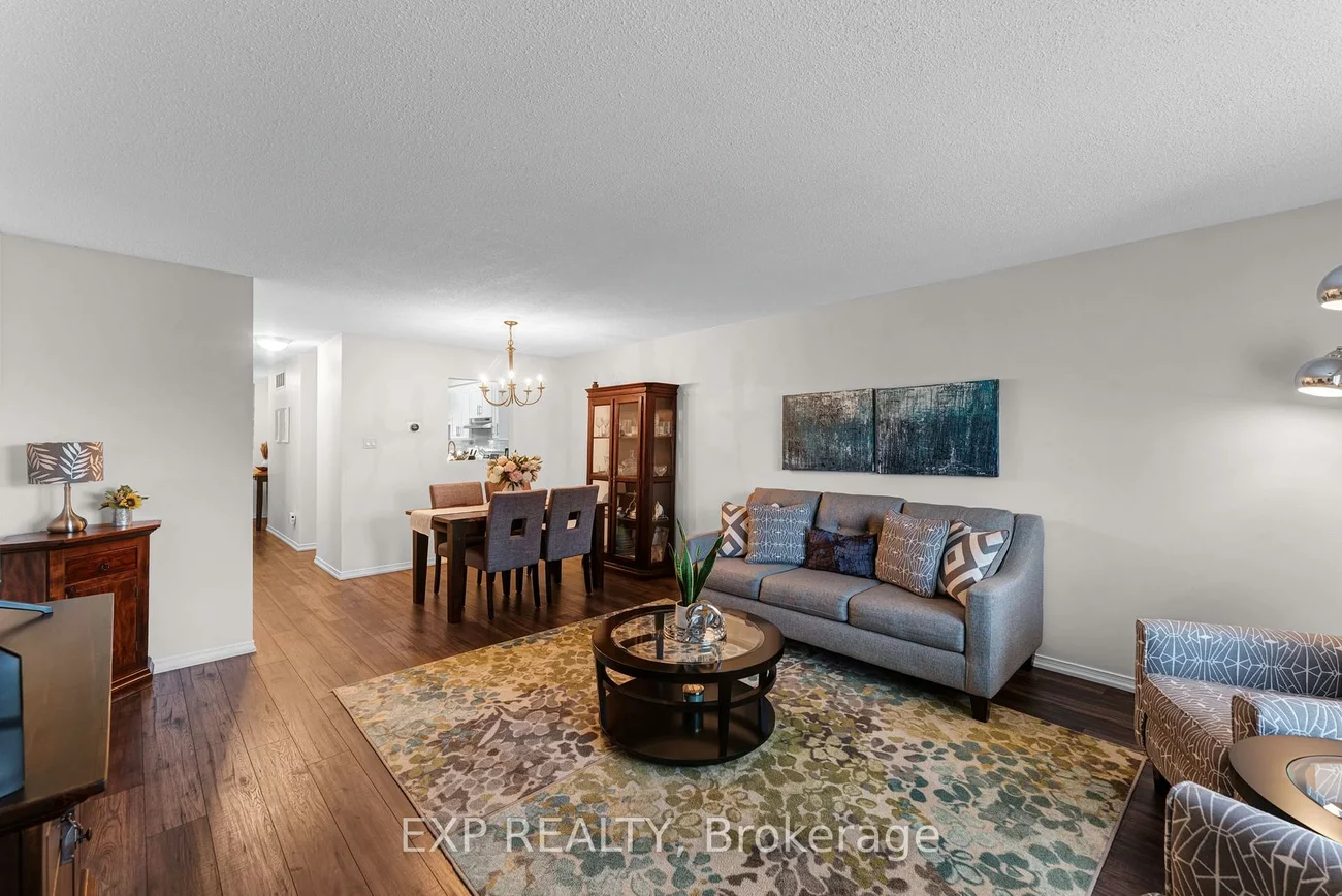 115, Main, Central Newmarket, Newmarket