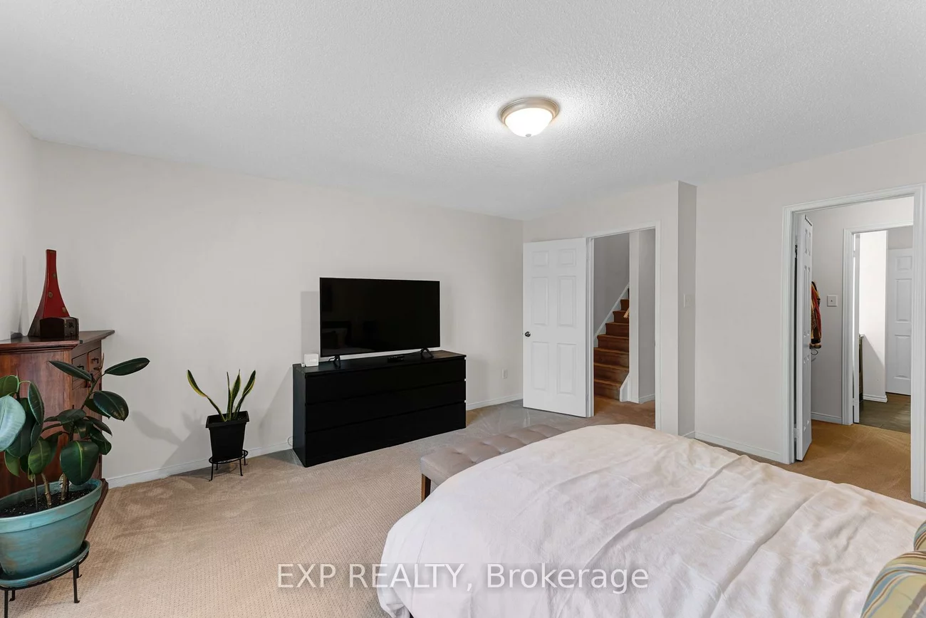 115, Main, Central Newmarket, Newmarket