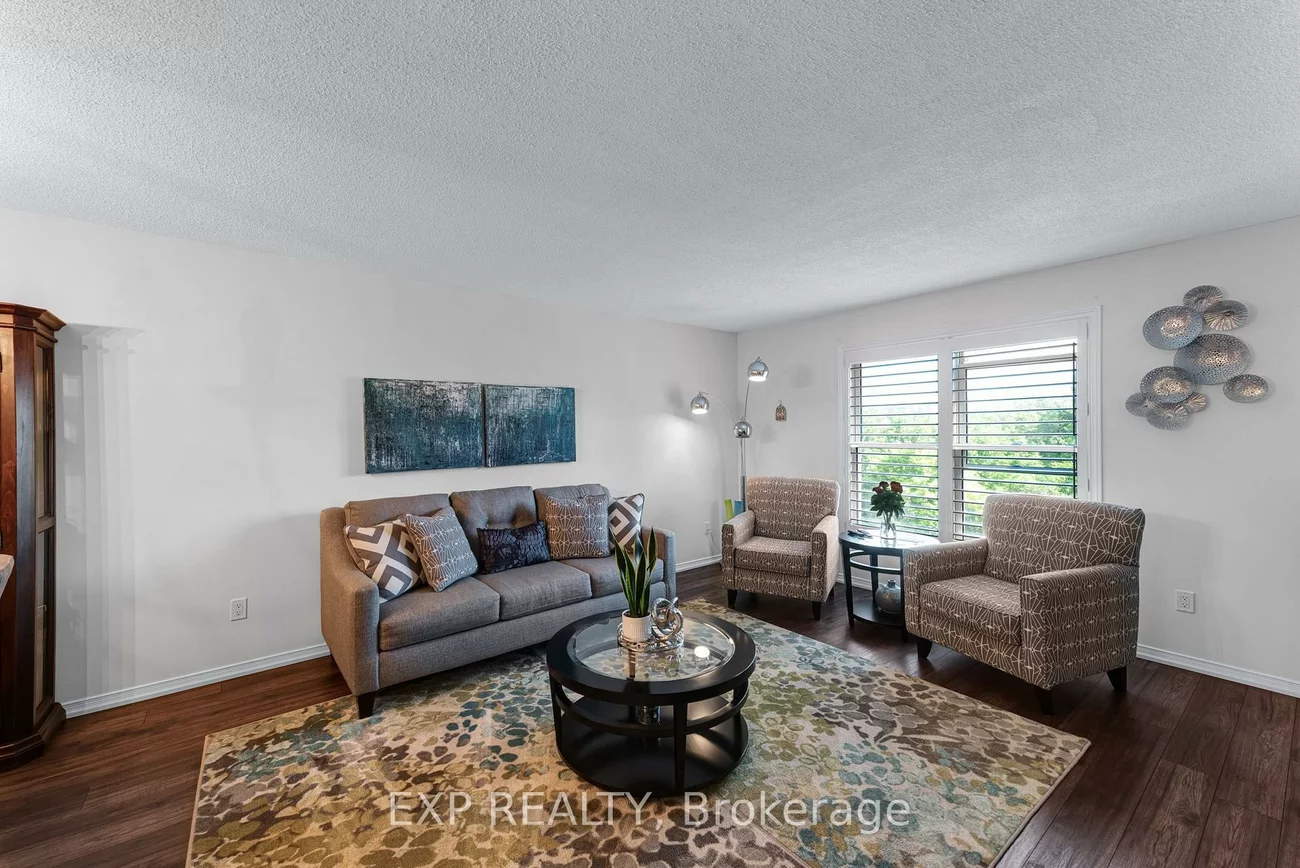 115, Main, Central Newmarket, Newmarket