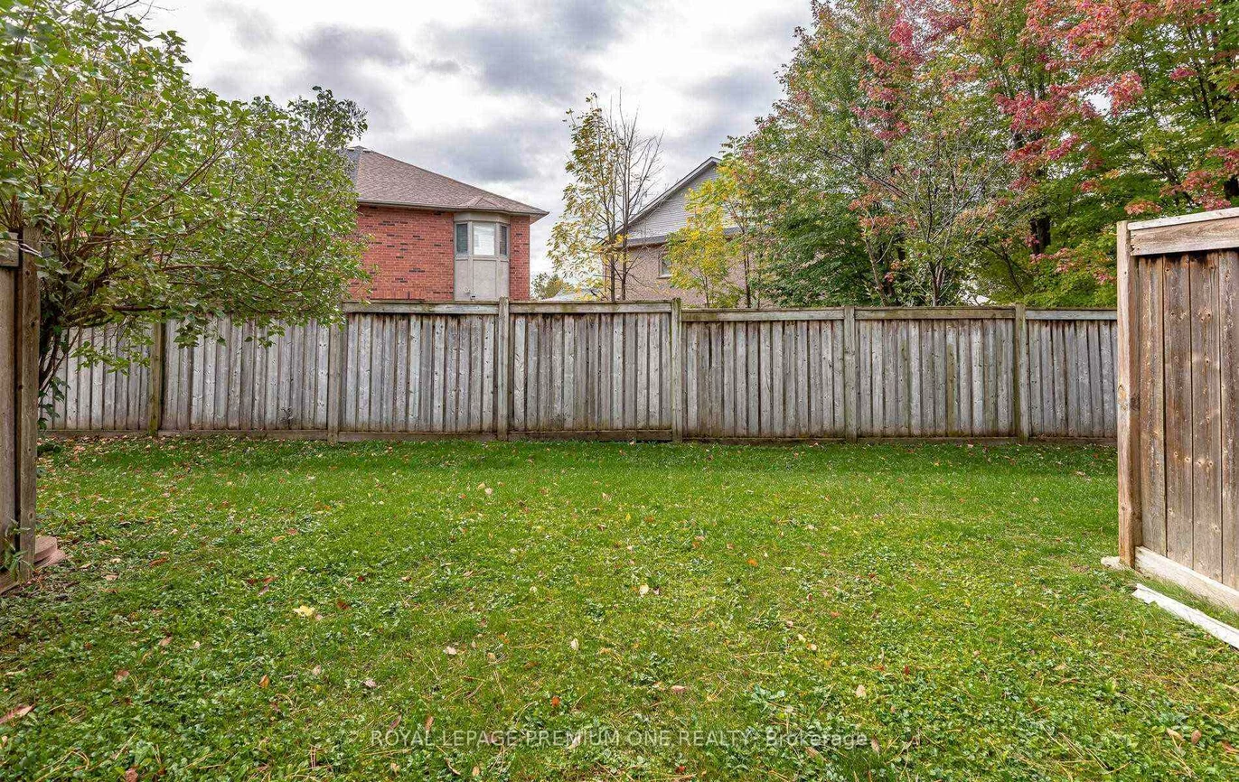919, Caribou Valley, Armitage, Newmarket