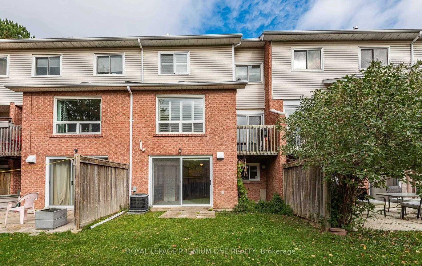 919, Caribou Valley, Armitage, Newmarket