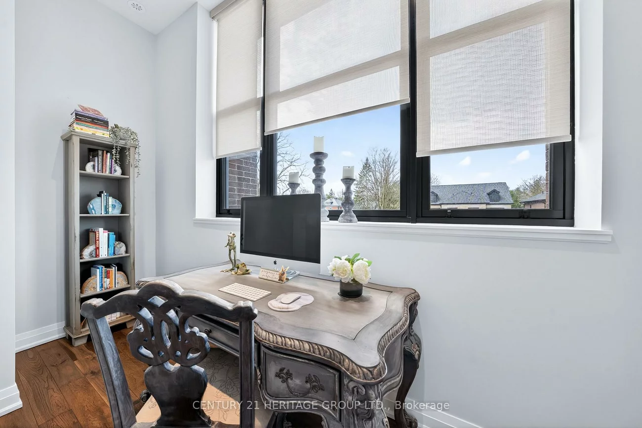 400, Park, Central Newmarket, Newmarket