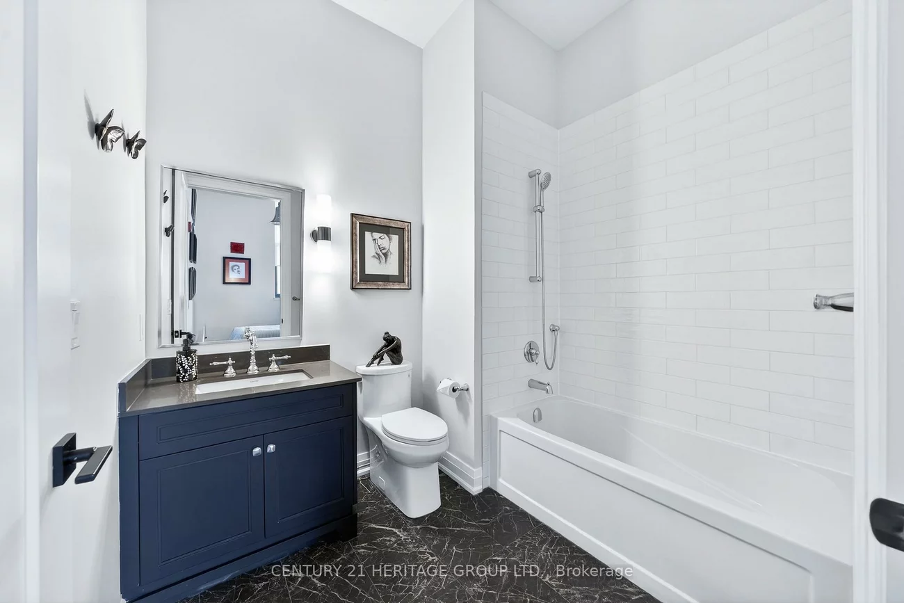 400, Park, Central Newmarket, Newmarket