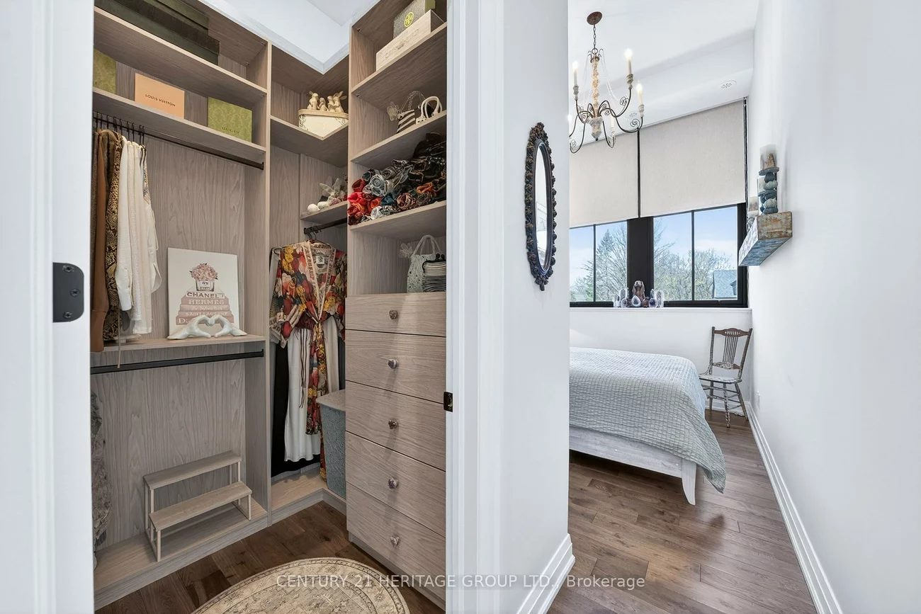 400, Park, Central Newmarket, Newmarket
