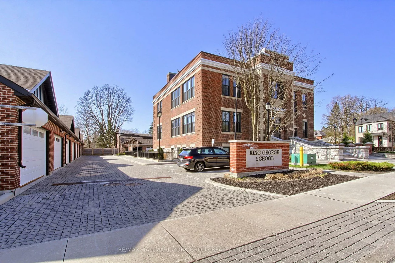 400, Park, Central Newmarket, Newmarket