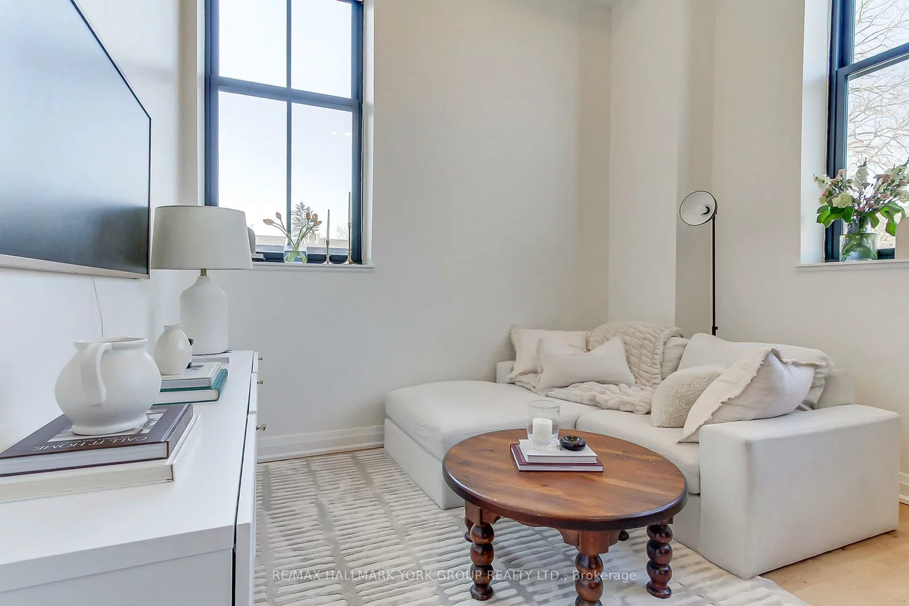 400, Park, Central Newmarket, Newmarket