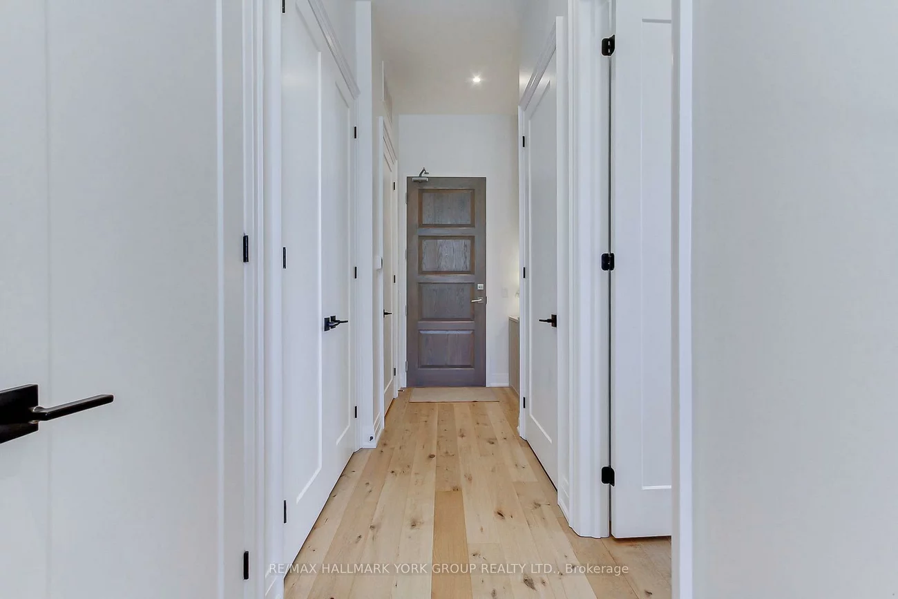 400, Park, Central Newmarket, Newmarket