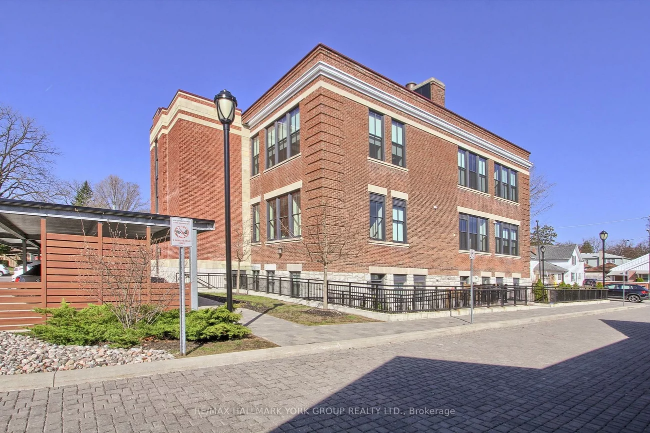 400, Park, Central Newmarket, Newmarket