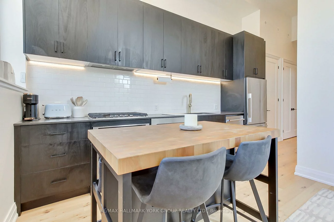 400, Park, Central Newmarket, Newmarket