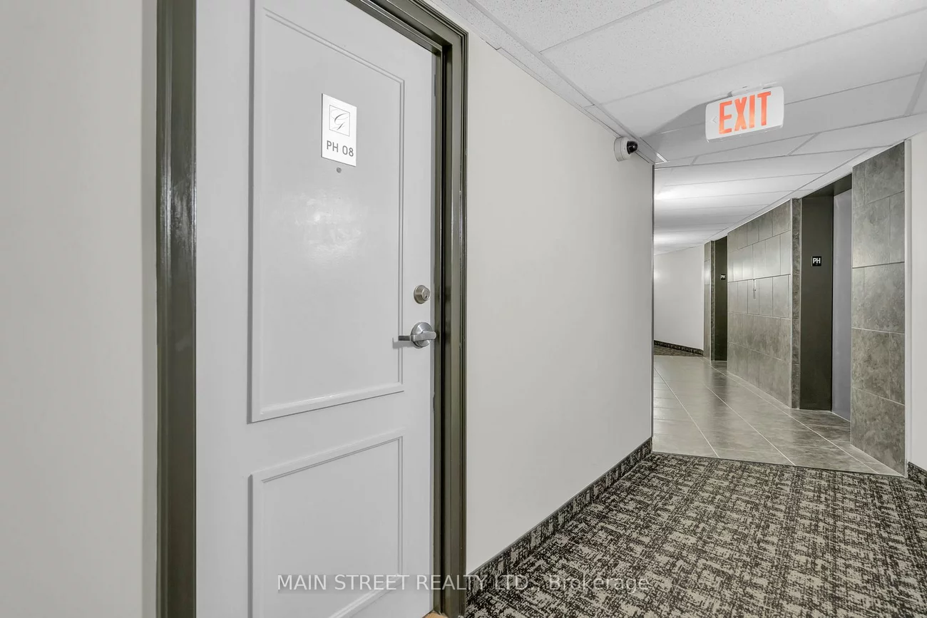 260, Davis, Central Newmarket, Newmarket
