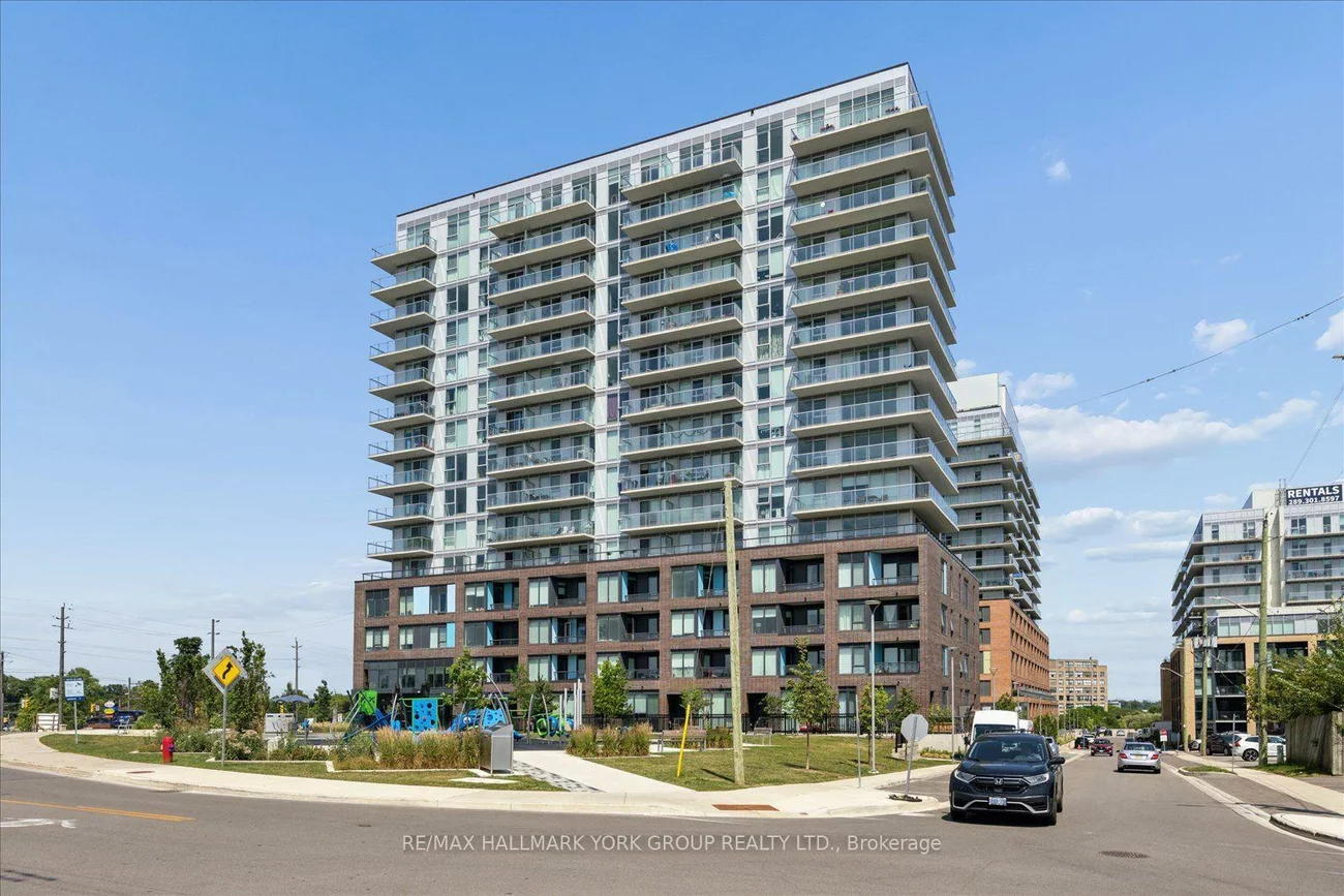 185, Deerfield, Central Newmarket, Newmarket