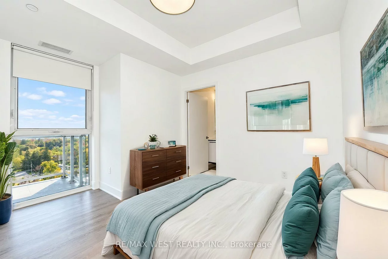 185, Deerfield, Central Newmarket, Newmarket