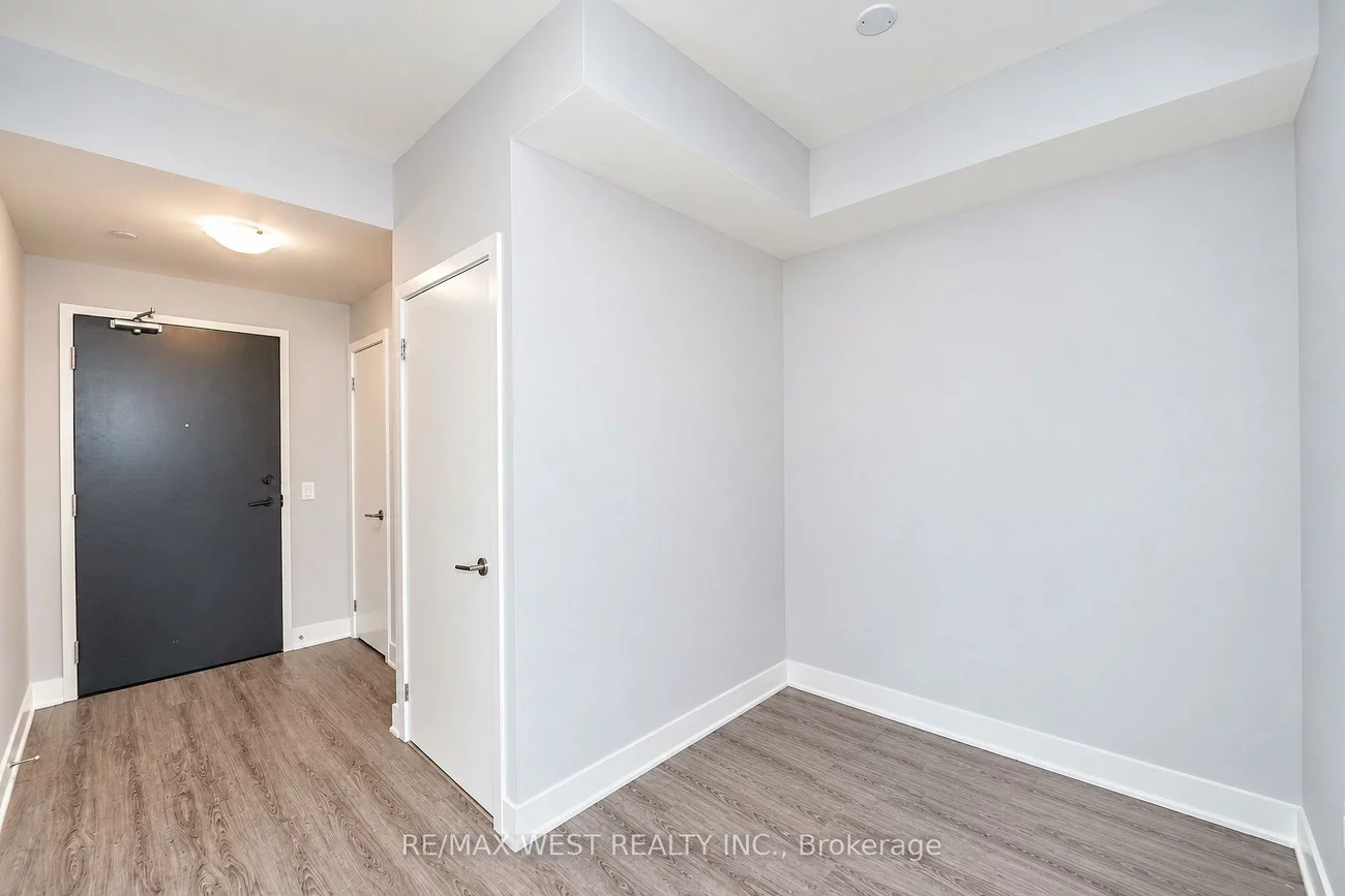 185, Deerfield, Central Newmarket, Newmarket