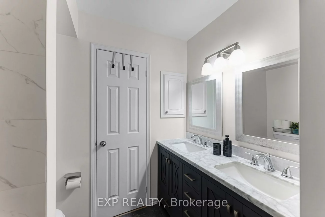 115, Main, Central Newmarket, Newmarket