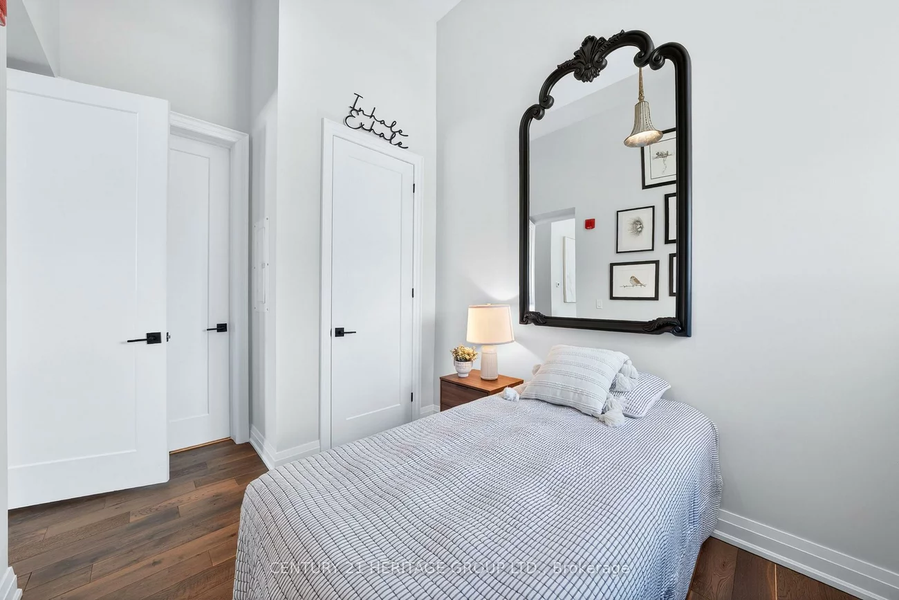 400, Park, Central Newmarket, Newmarket