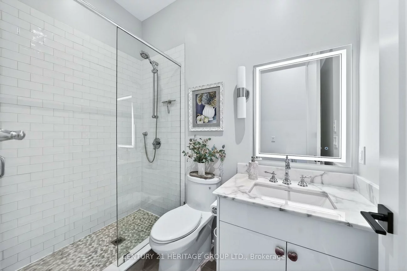 400, Park, Central Newmarket, Newmarket