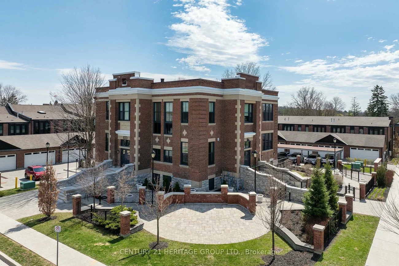 400, Park, Central Newmarket, Newmarket