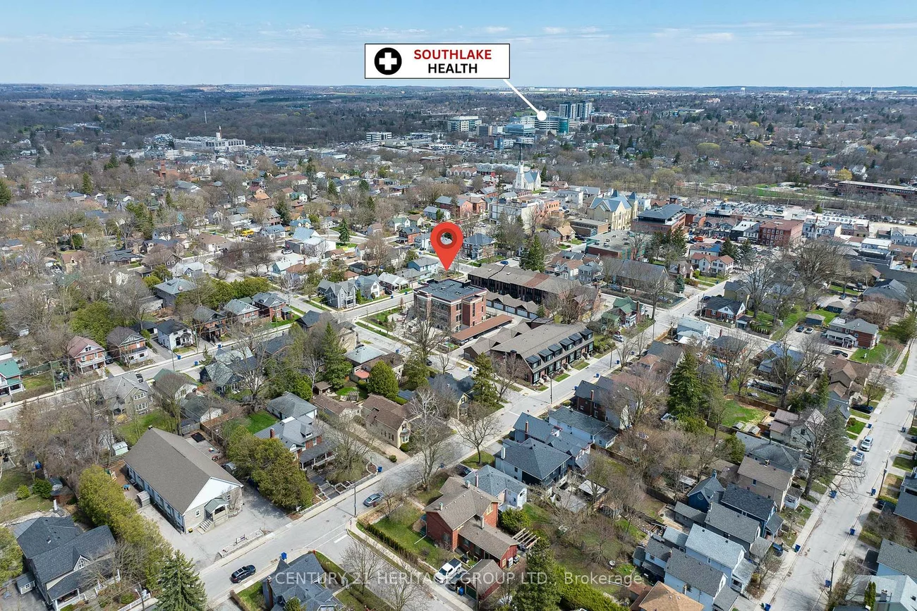 400, Park, Central Newmarket, Newmarket