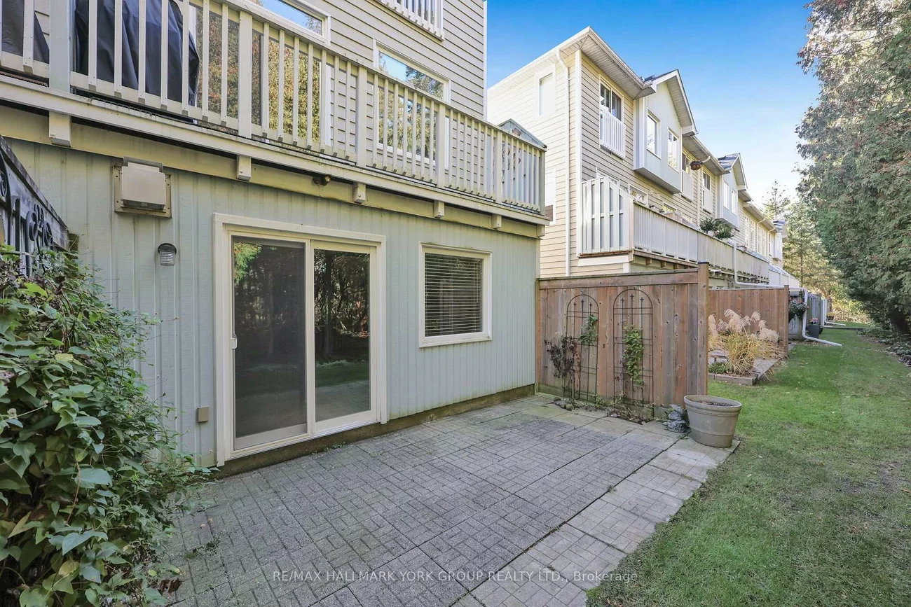 923, Creekfront, Gorham-College Manor, Newmarket