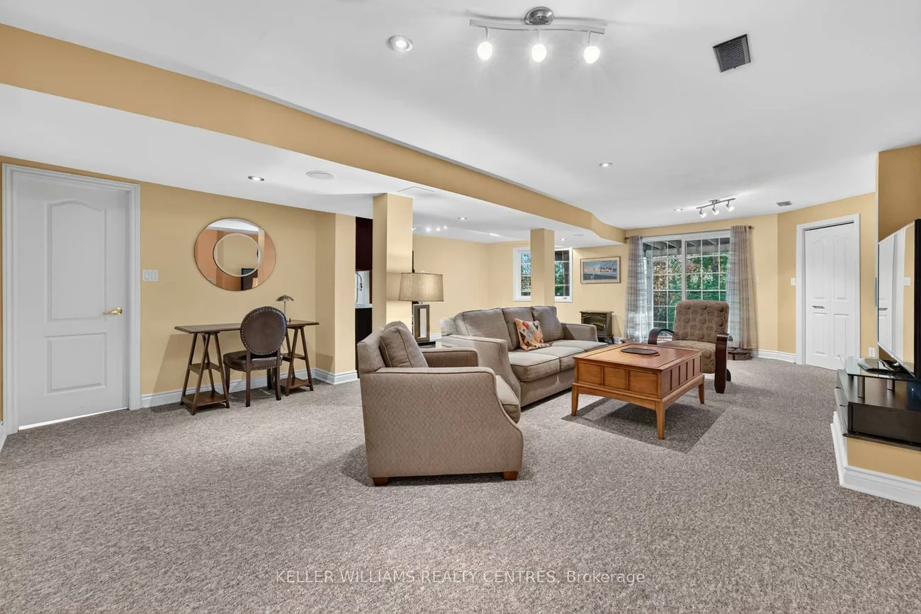 642, Tapestry, Stonehaven-Wyndham, Newmarket