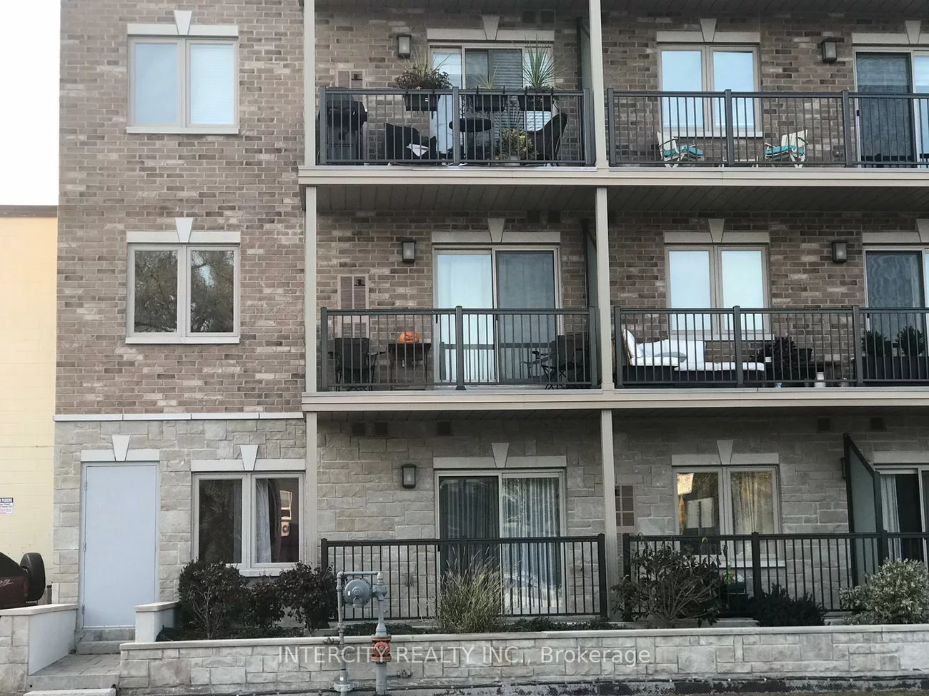 73, Washington, 1002 - CO Central, Oakville