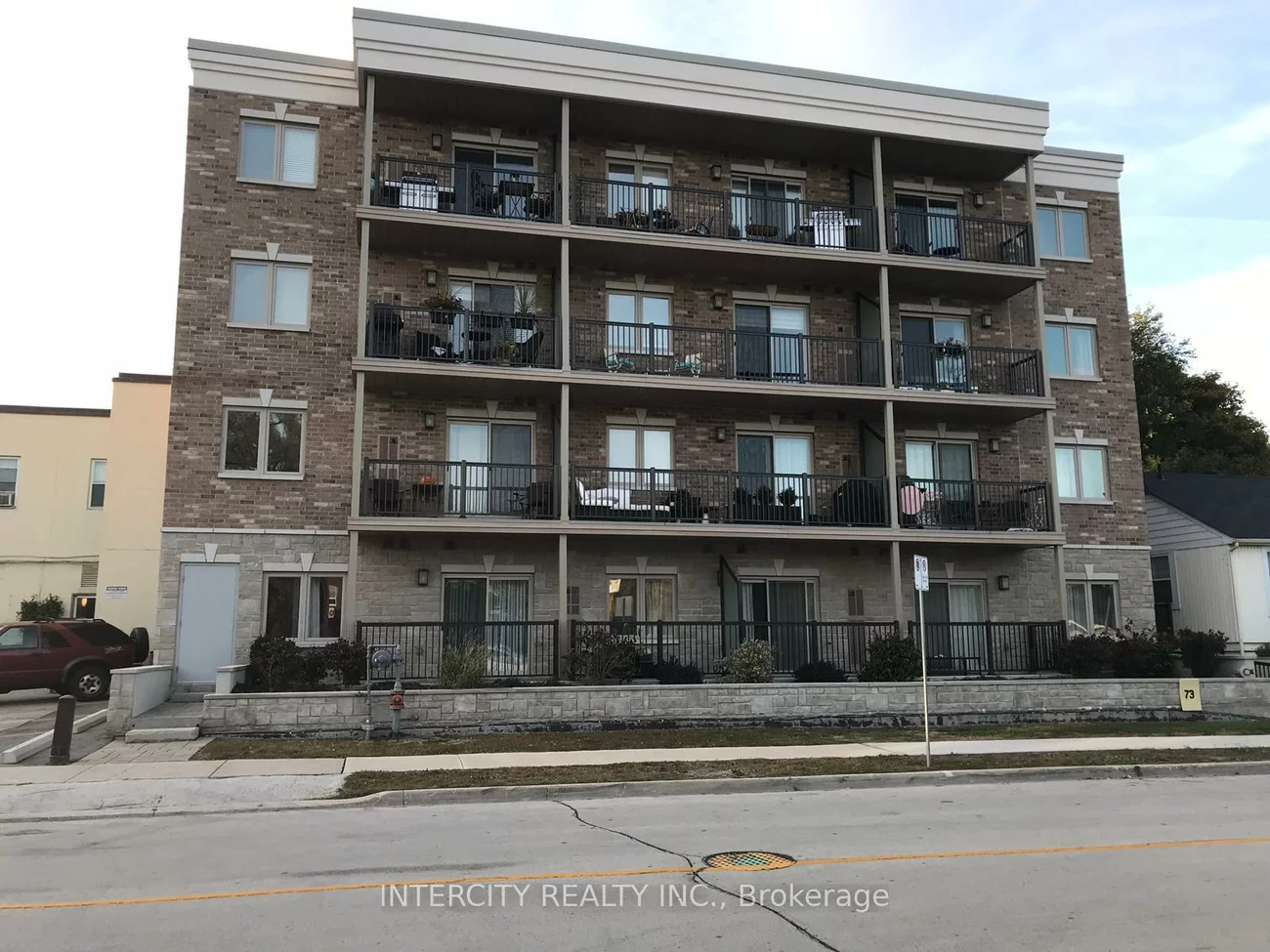 73, Washington, 1002 - CO Central, Oakville