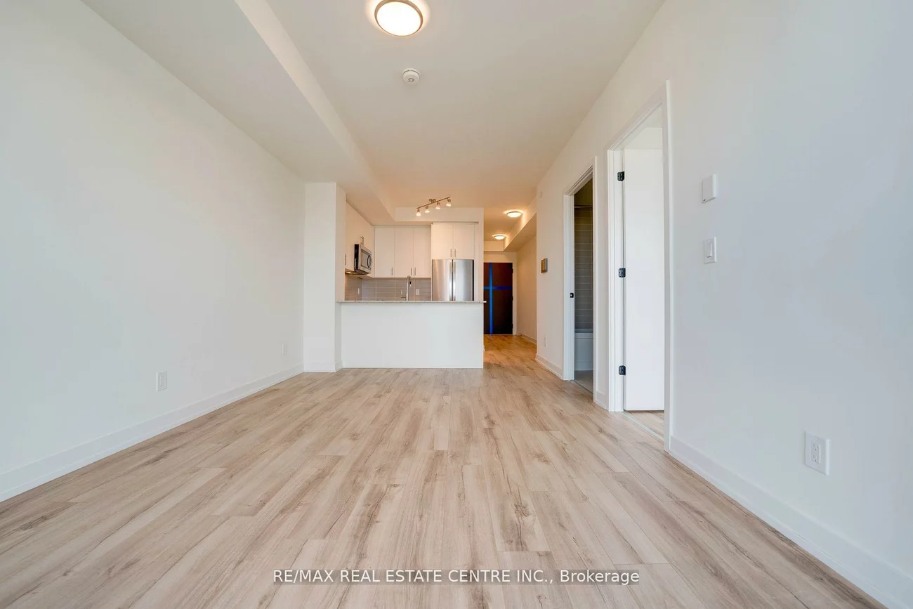 335, Wheat Boom, 1010 - JM Joshua Meadows, Oakville