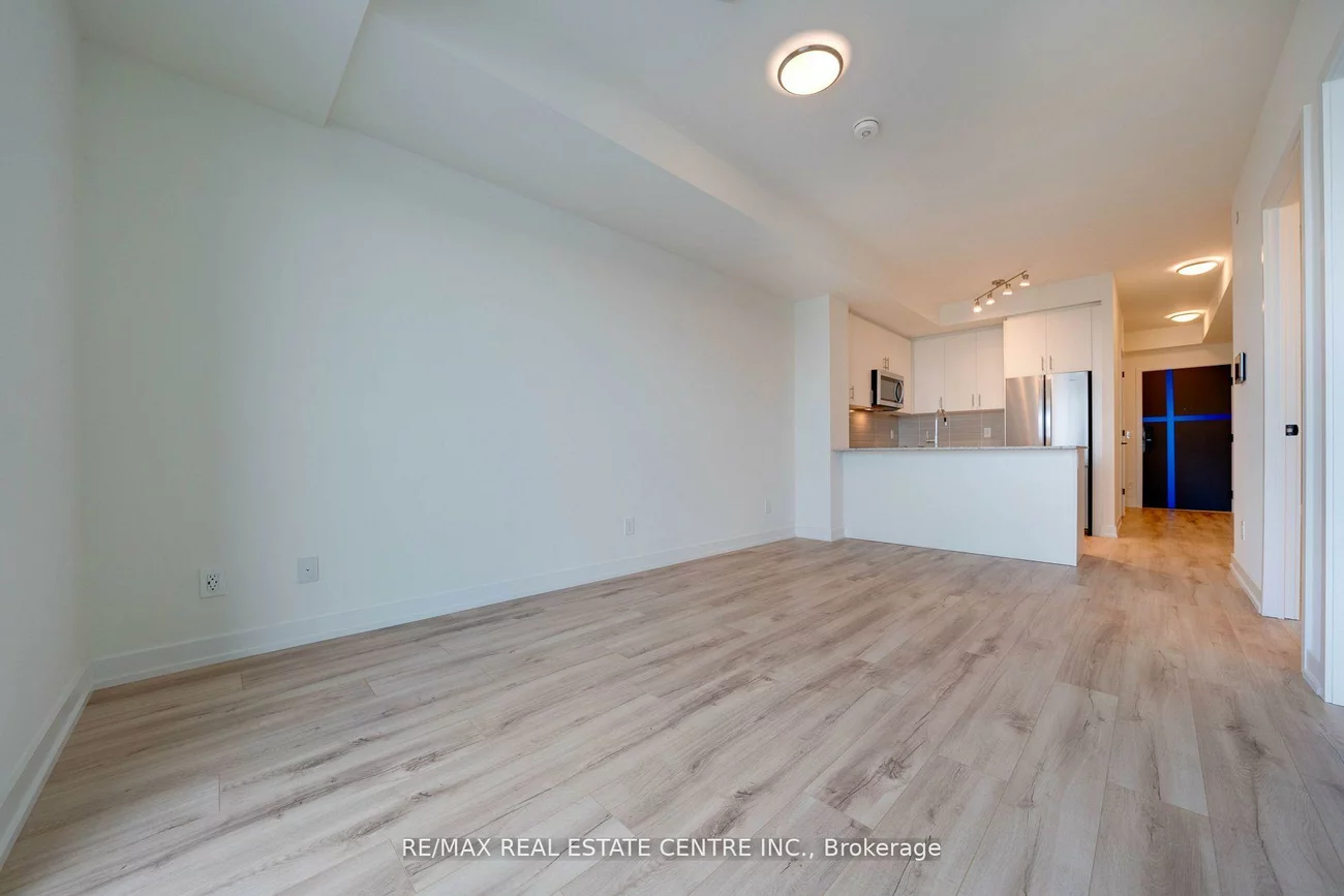 335, Wheat Boom, 1010 - JM Joshua Meadows, Oakville