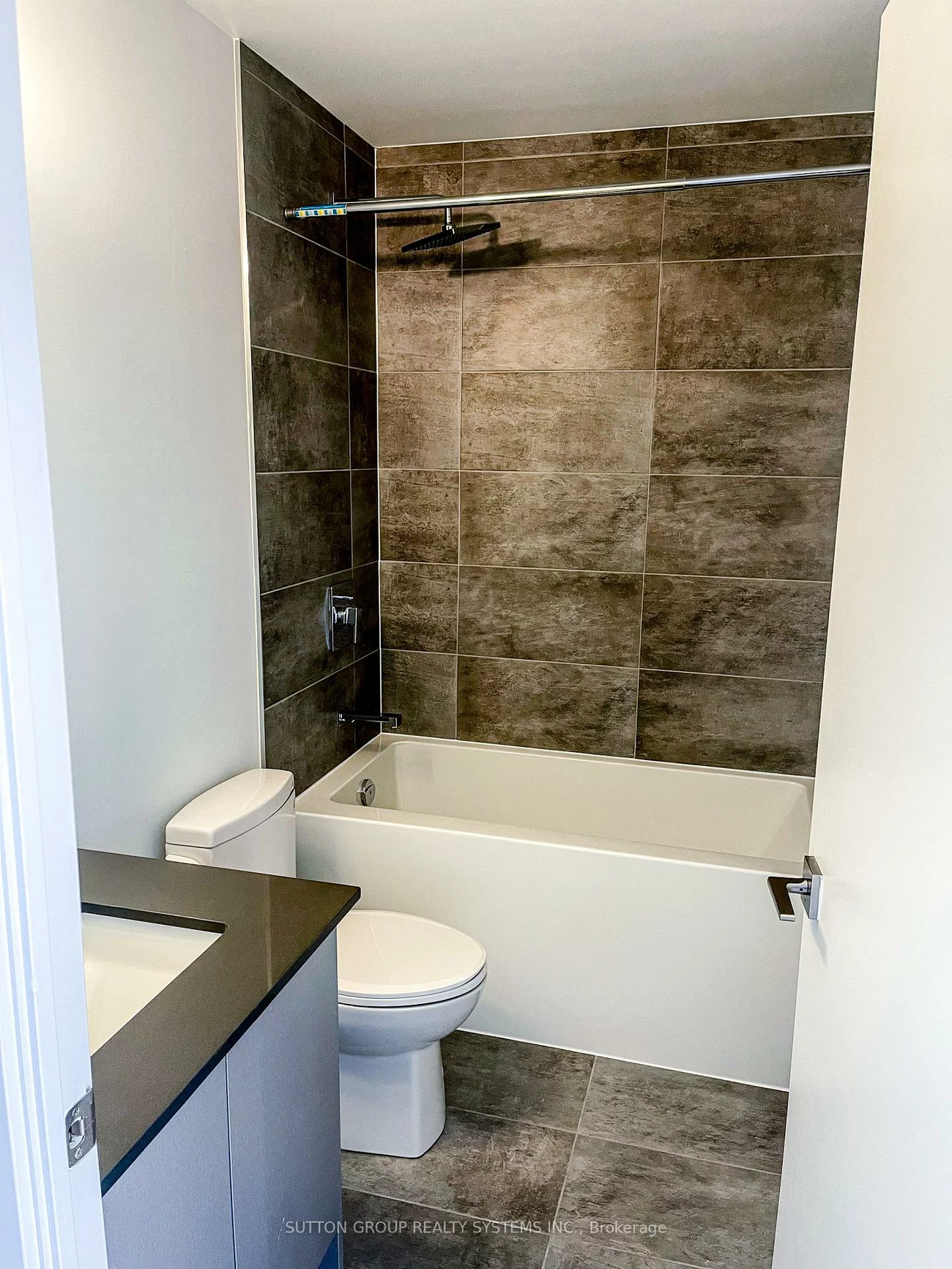 297, OAK WALK, 1015 - RO River Oaks, Oakville