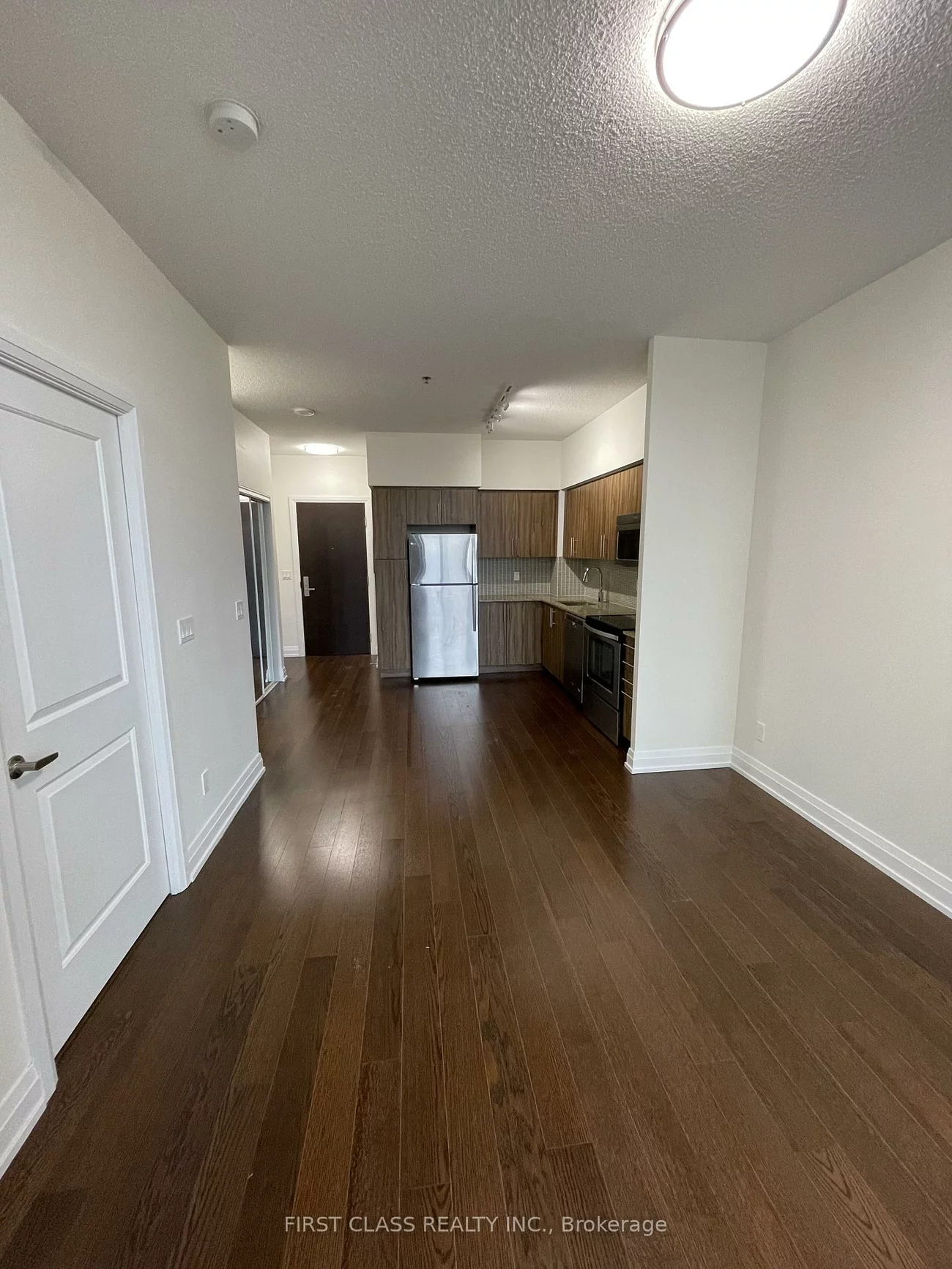 65, Speers, 1014 - QE Queen Elizabeth, Oakville