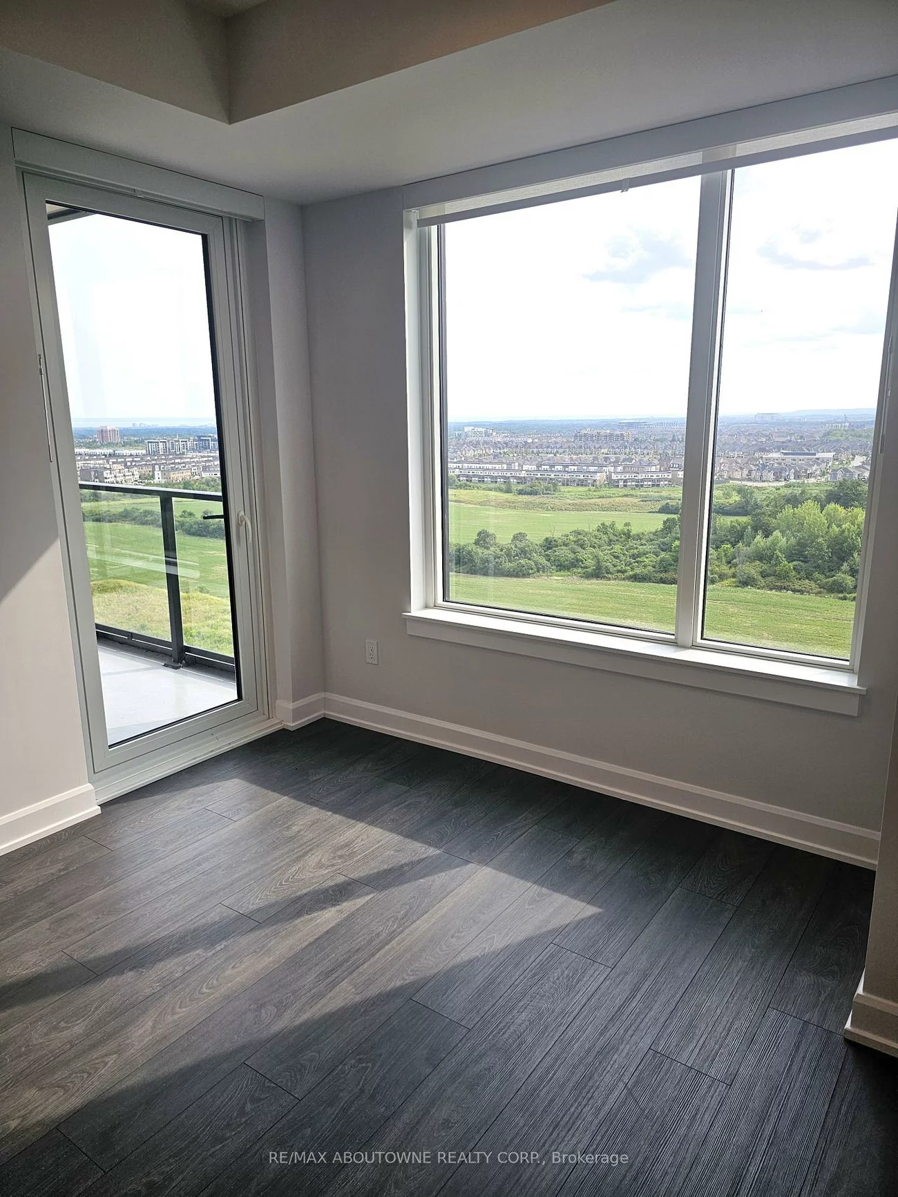 3220, William Coltson, 1010 - JM Joshua Meadows, Oakville