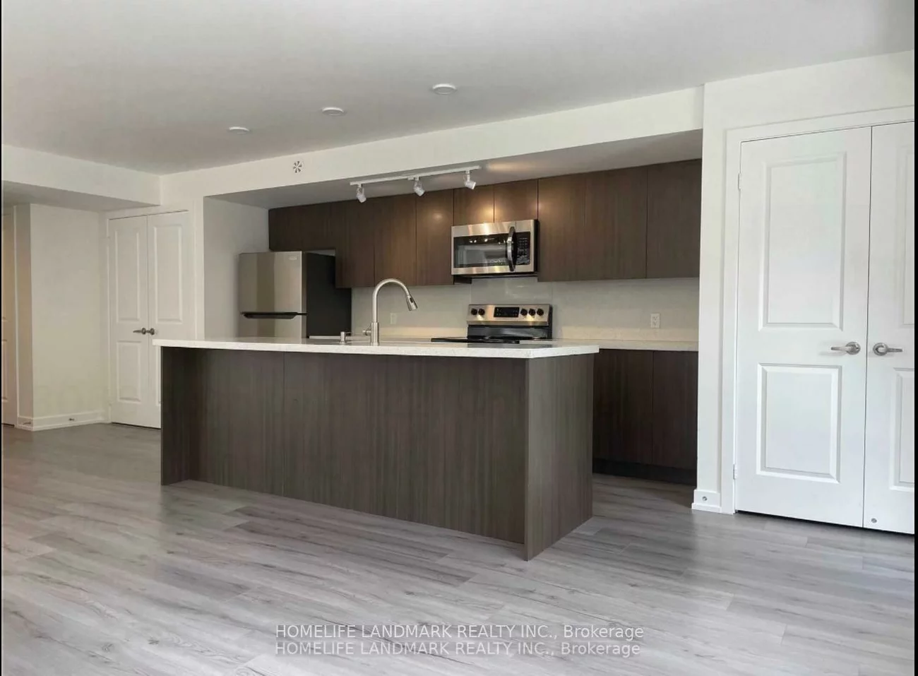 3066, Sixth, 1008 - GO Glenorchy, Oakville
