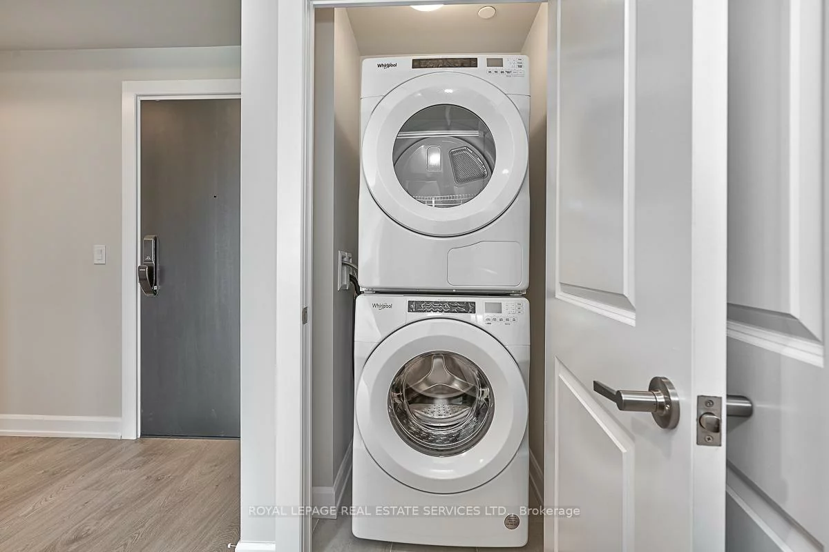 3200, William Coltson, 1010 - JM Joshua Meadows, Oakville