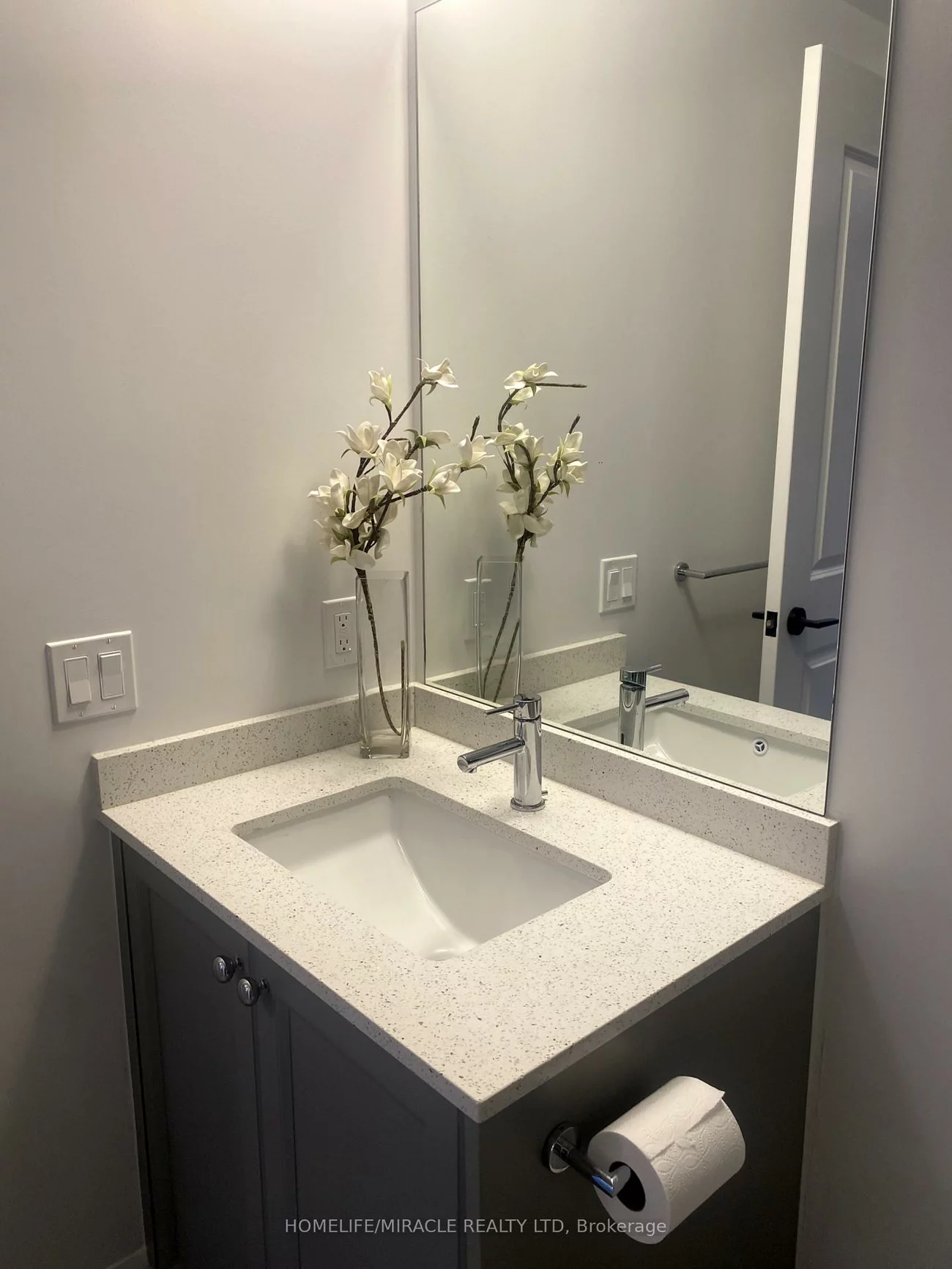 2333, Khalsa, 1019 - WM Westmount, Oakville